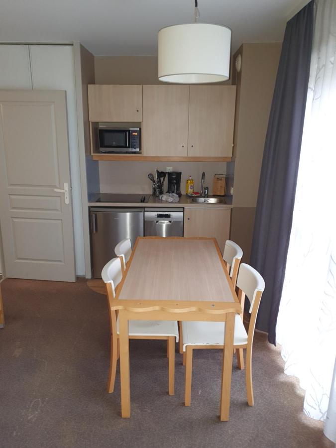 Appartements 4 A 5 Personnes - Val D'Europe Proche Disneyland 세리스 외부 사진